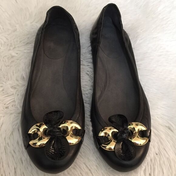 Stuart Weizman Butter leather twist knot flats - Picture 3 of 9